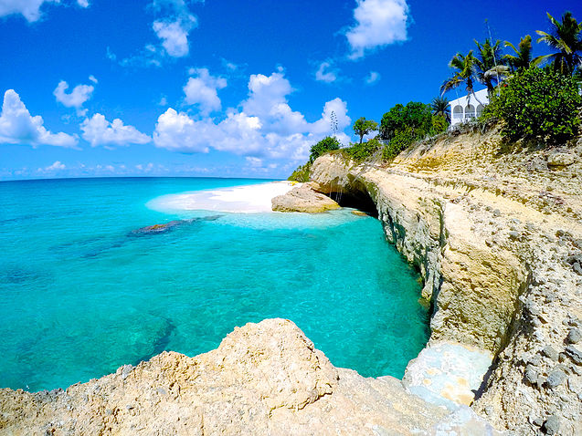Pineapple & Prosecco: Honeymoon in Anguilla Photo Diary